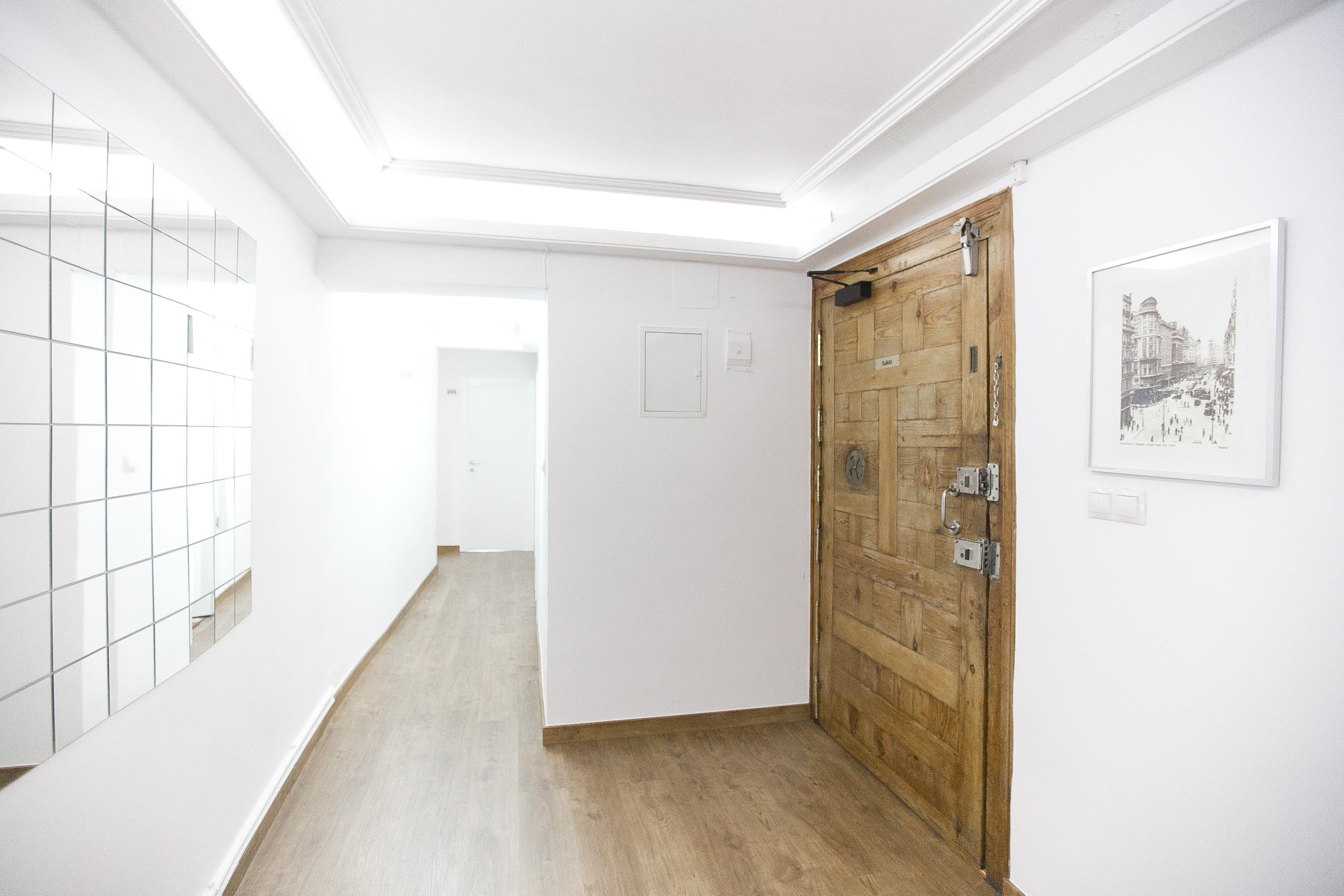 Ch La Banezana Hotel Madrid Kültér fotó