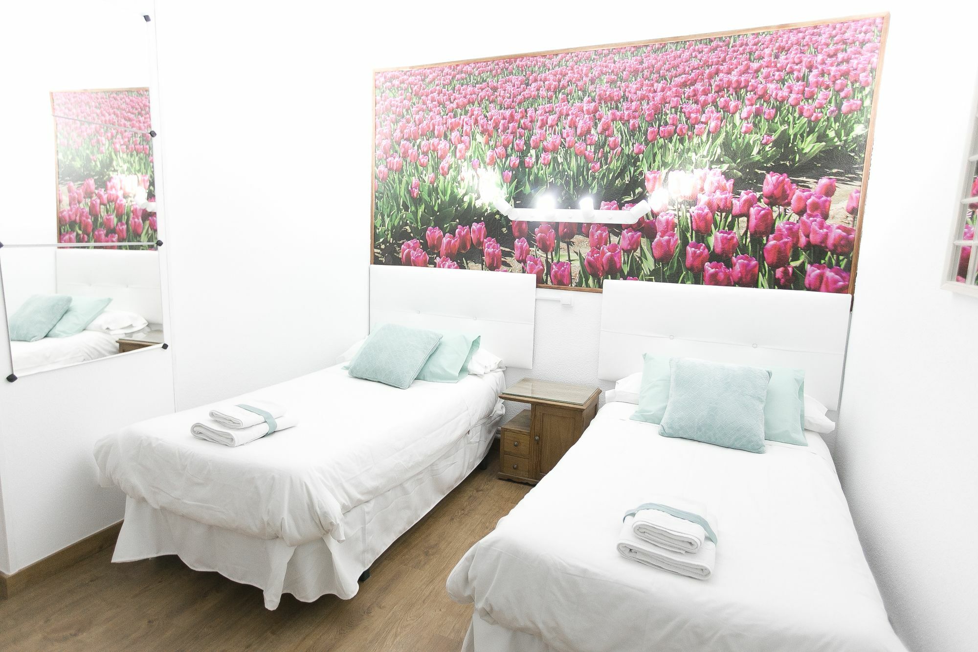 Ch La Banezana Hotel Madrid Kültér fotó